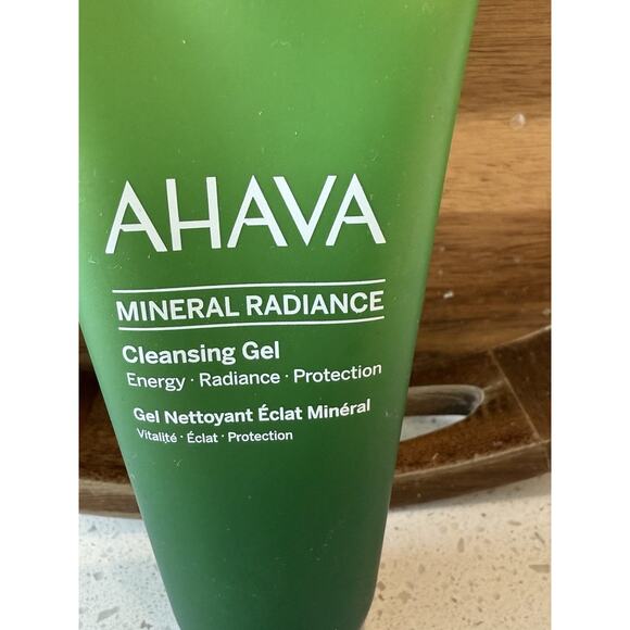 AHAVA Mineral Radiance Cleansing‎ Gel Energy Protection 100 ml / 3.4 fl oz - Picture 2 of 7